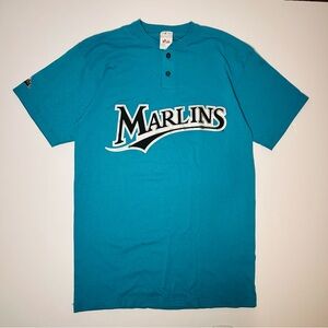 Vintage 90s Miami Marlins MLB T-shirt size M majestic VTG tag.